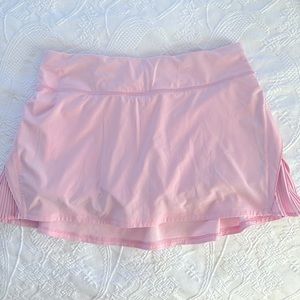 Lululemon play off the pleats skirt in light pink